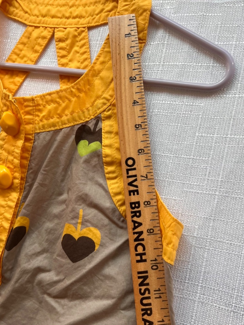 Marc by Marc Jacobs Women's Tank top. Gray/Yellow Acorn Hearts. Button-Up. Size6 - Picture 5 of 13